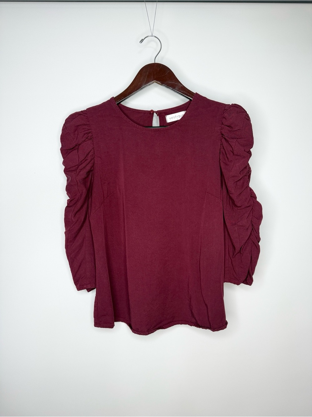 Vestique Burgundy Ruched Puff-Sleeve Top Size Small
